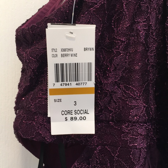 Dress - Picture 3 of 3